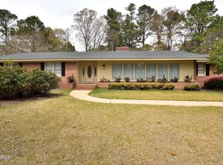 4004 Hawthorne Rd, Rocky Mount, NC 27804