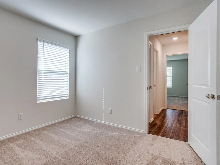 1809 River Crossing Dr — Photo 19