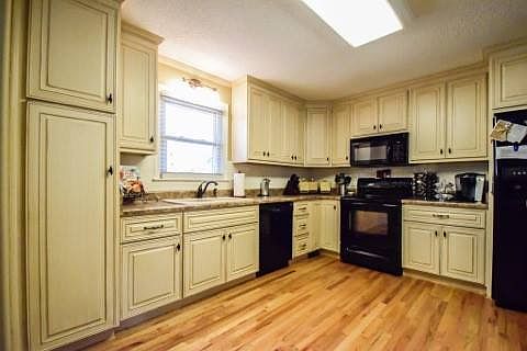1st image of 109 Poplar Dr