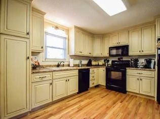 109 Poplar Dr, Greenwood, SC 29649