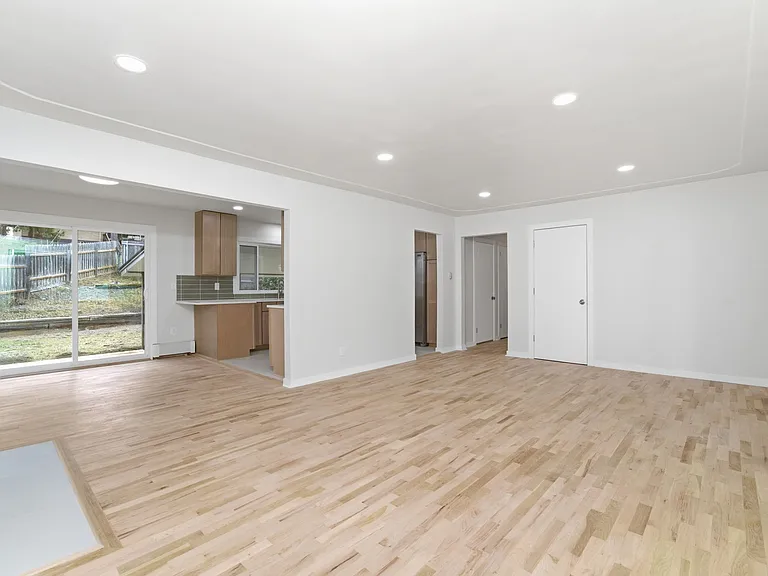 1125 W Warn Way — Photo 9