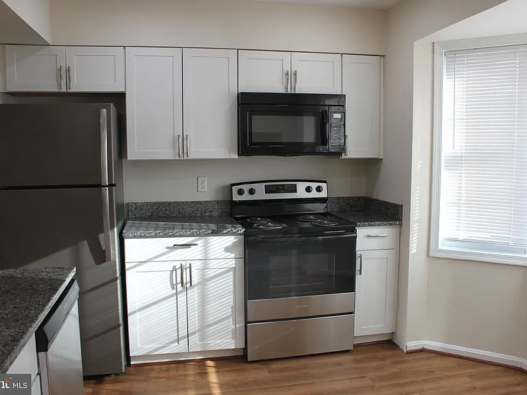 10130 Shiloh Ct — Photo 4