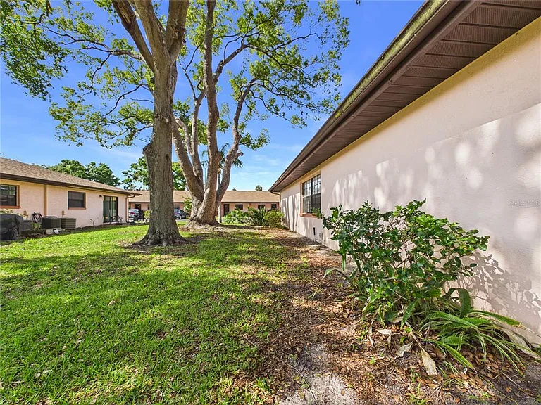 13250 Ridge Rd #9-8 — Photo 33