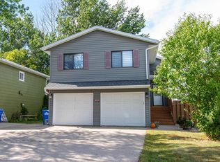 3013 20th St S, Fargo, ND 58103