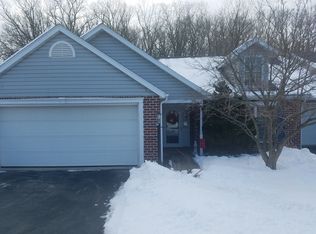 2310 Majestic Ct, Chambersburg, PA
