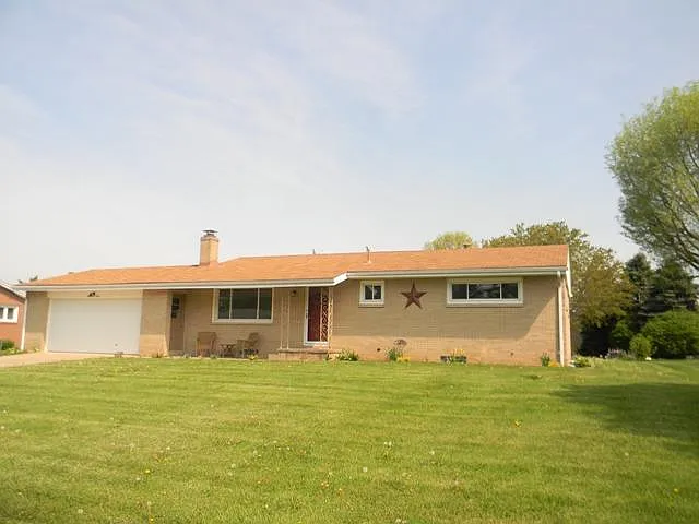 1509 Opal St photo 1