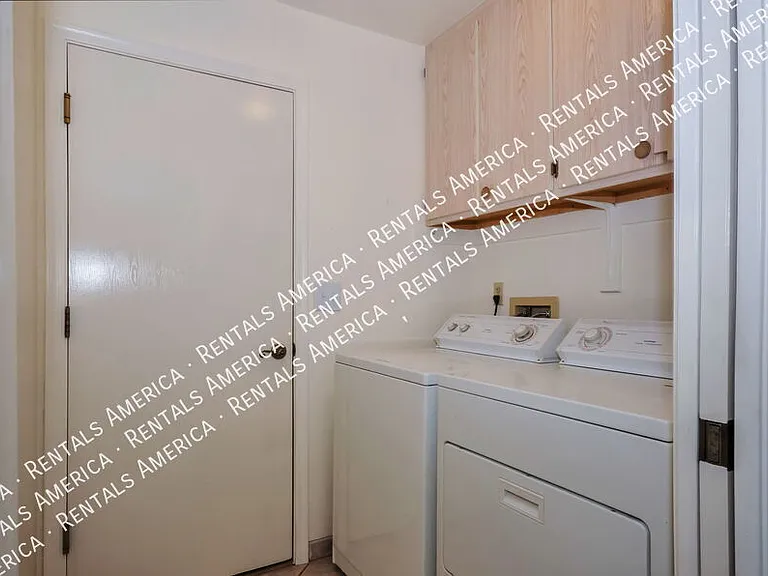 2471 W Fostoria Pl — Photo 24