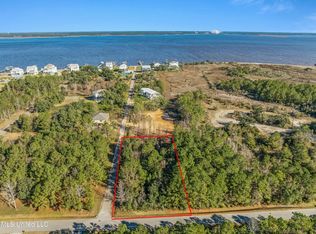 160 Pogo Rd, Bay Saint Louis, MS 39520