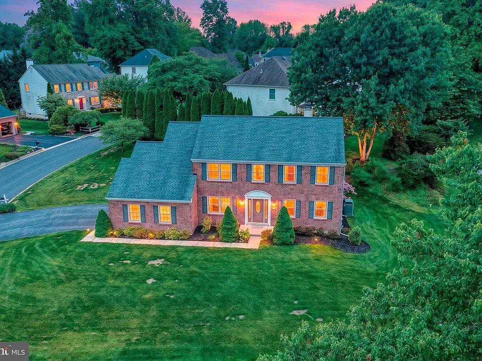 1st image of 2 Lilac Ct