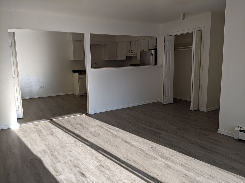 521 S Green Oaks Ct Addison IL Zillow