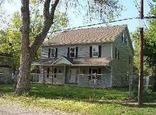 1805 SW Smith St, Blue Springs, MO 64015