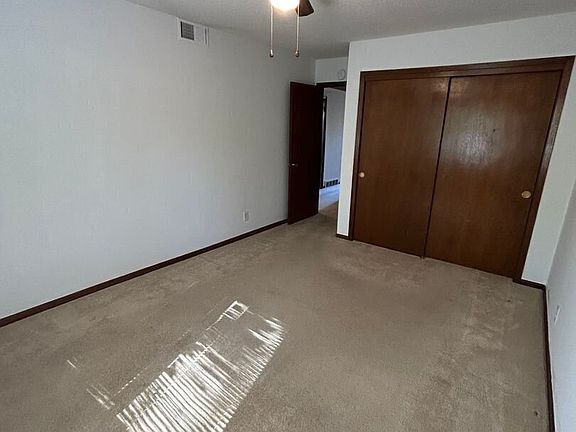 5th image of 630 N 9th St APT 15