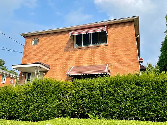 2nd image of 565 Treeside Dr
