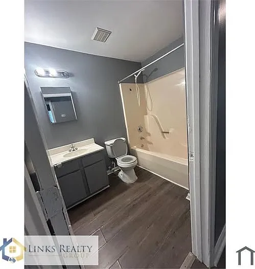 428 Jones St #1 — Photo 5
