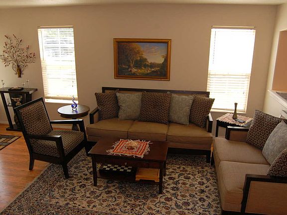 Family Room 3rd View