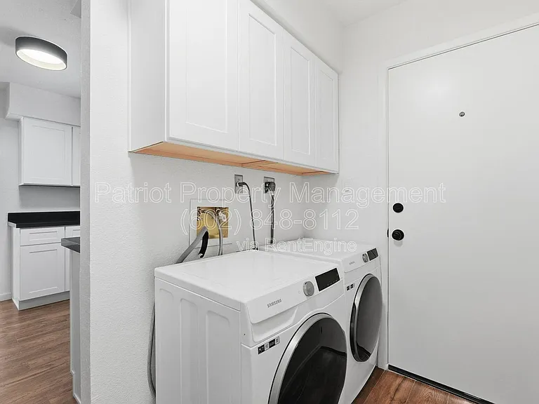 231 N Robson #7 — Photo 13