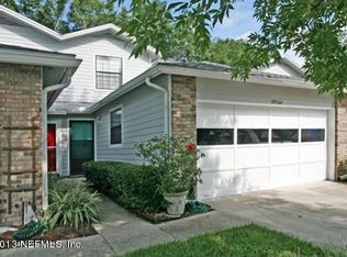 3951 Meadowview Dr N, Jacksonville, FL 32225