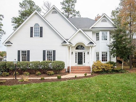 3rd image of 12520 Amershire Ln