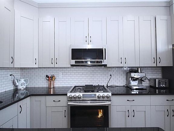 5th image of 1349 E 54th St