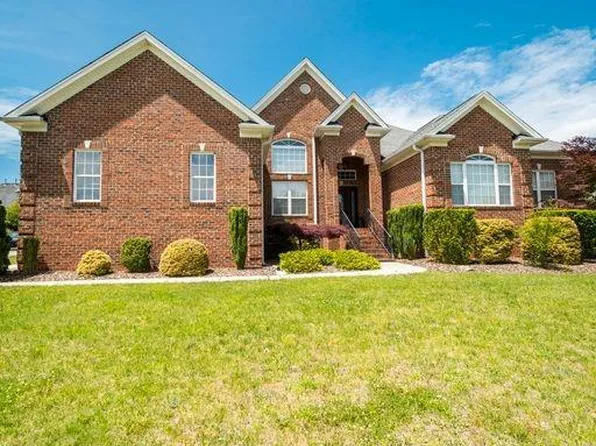 103 Magnolia Ln, Archdale, NC 27263