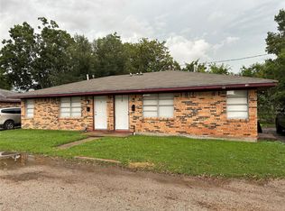 2922 Randolph Rd, Pasadena, TX 77503