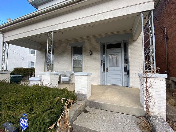 5th image of 858 S High St #A
