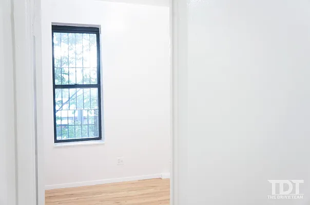 Rented by J Misrahi Realty Corp | media 27