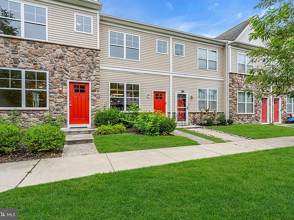 2nd image of 3 Rowand Way E