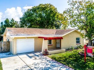 512 7th St SE, Largo, FL 33771