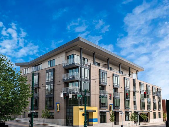 3rd image of 524 N College Ave #2B-2Ba