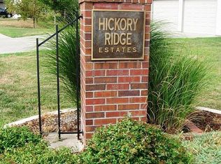 3443 NW Hickory Ridge Ln, Topeka, KS 66618