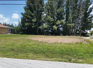 405 SW 8th St, Cape Coral, FL 33991