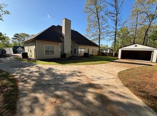 5349 Beechwood Forest Dr, Lithonia, GA 30038