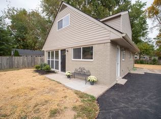 3135 Commander Dr, Louisville, KY 40220