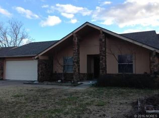13210 E 40th Pl, Tulsa, OK 74134