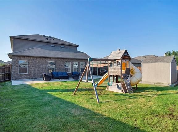 4th image of 14408 Chino Dr