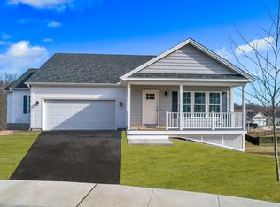 63 Mariners Ln #A, Mystic, CT 06355