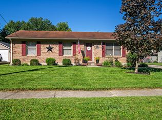 9816 Agena Dr, Louisville, KY 40229