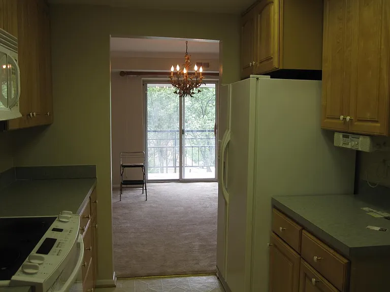 Kitchen, looking towards the dining area