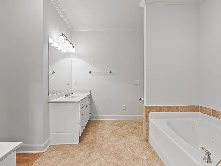 2021 Hillbrook Cir — Photo 18