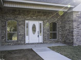 6078 Allwood Dr, N Little Rock, AR 72116