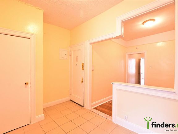 4th image of 2172 2nd Ave APT 3