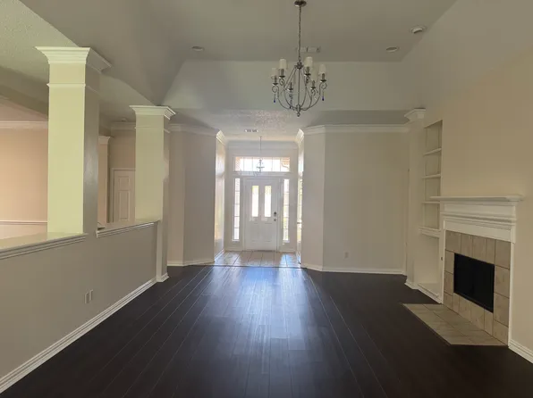 2306 Denham Dr, Arlington, TX 76001