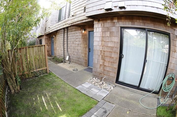 1st image of 266 Beachview Ave