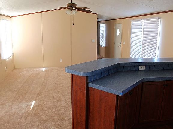 4th image of 21103 Gregory Ln