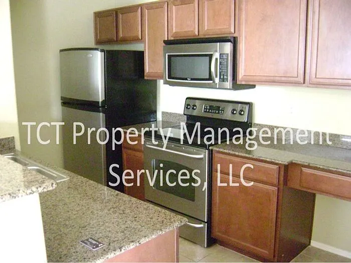1 bed, 1.0 bath, 890 sqft, $1,099 — Photo 3