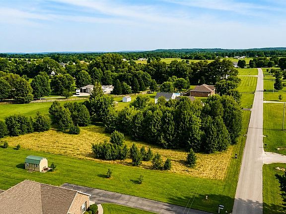 4th image of 321 Aaron Rd Lot 6-7