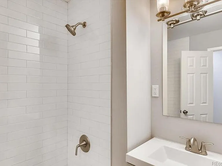 13508 E 5th Pl — Photo 7