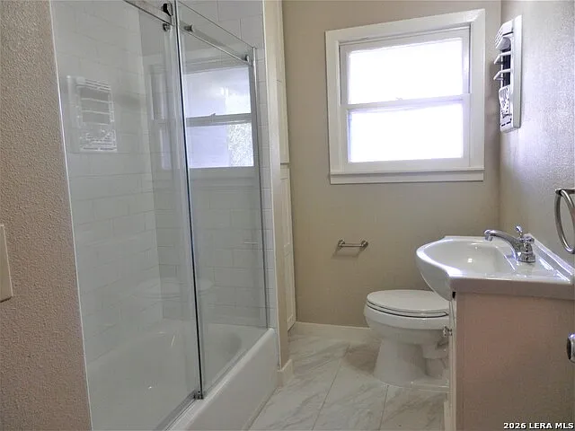 555 N Union Ave — Photo 21