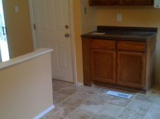 5219 Priorybrook Rd, Florissant, MO 63033